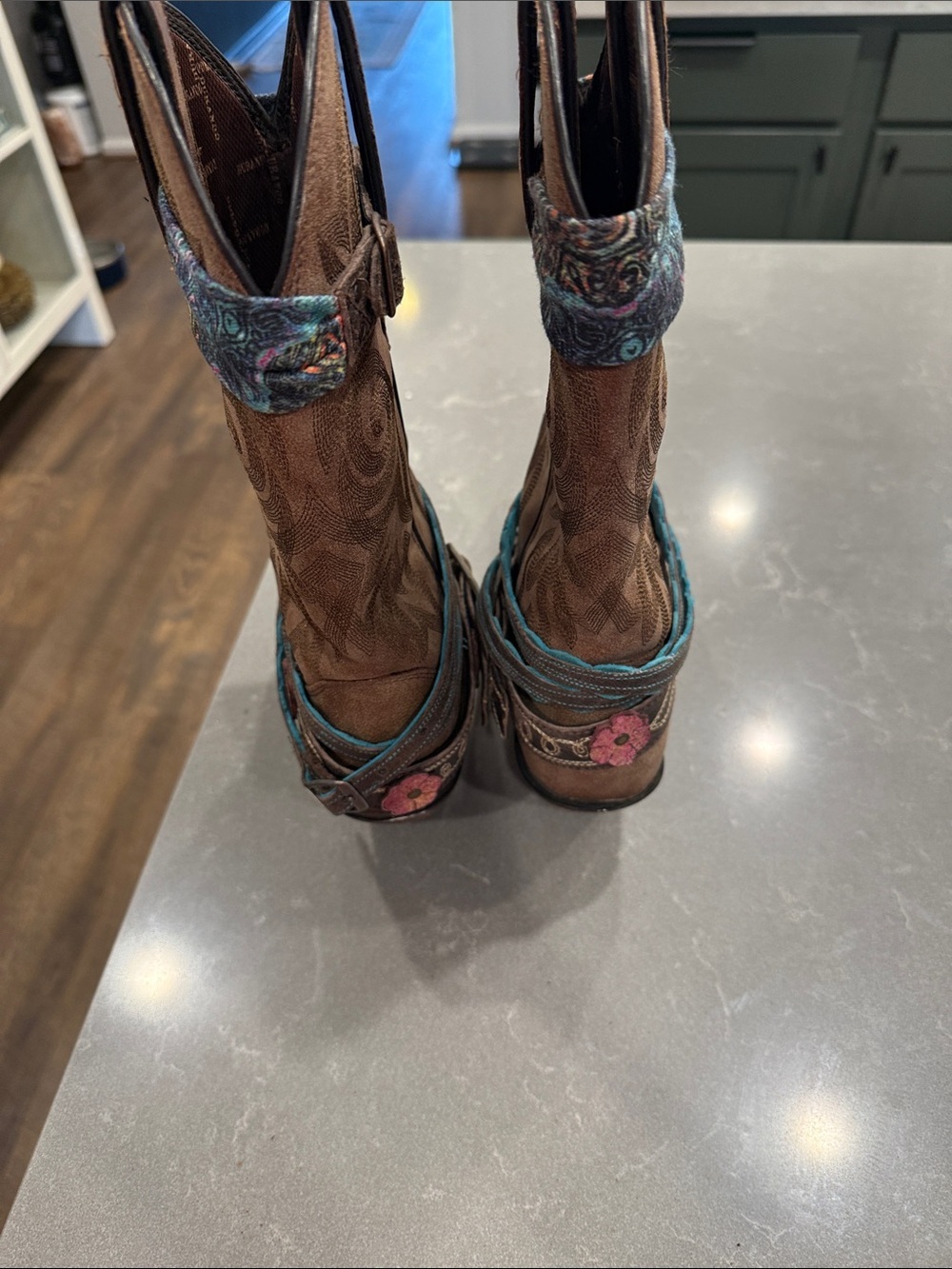 Durango Brown Western Boots with Turquoise & Coral Accents - Picture 7 of 8